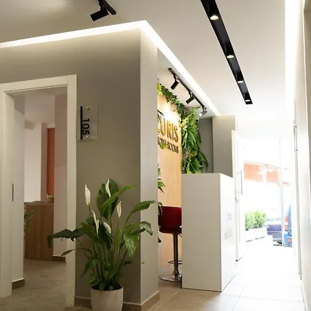 Luris Hotell Golem (Tirana)