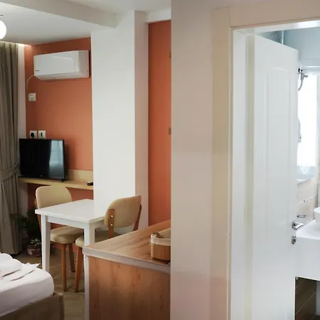 Luris Hotel