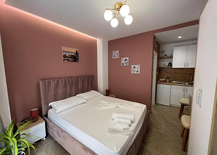 Hotel Luris Golem (Tirana)