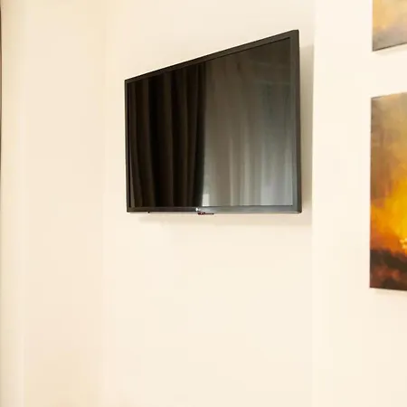 Otel Luris Golem (Tirana)