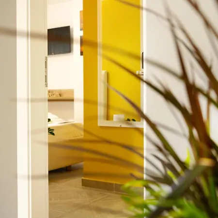 Luris 4* Golem (Tirana)