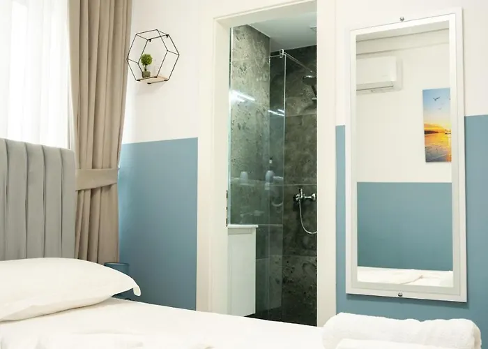 Luris Golem (Tirana)